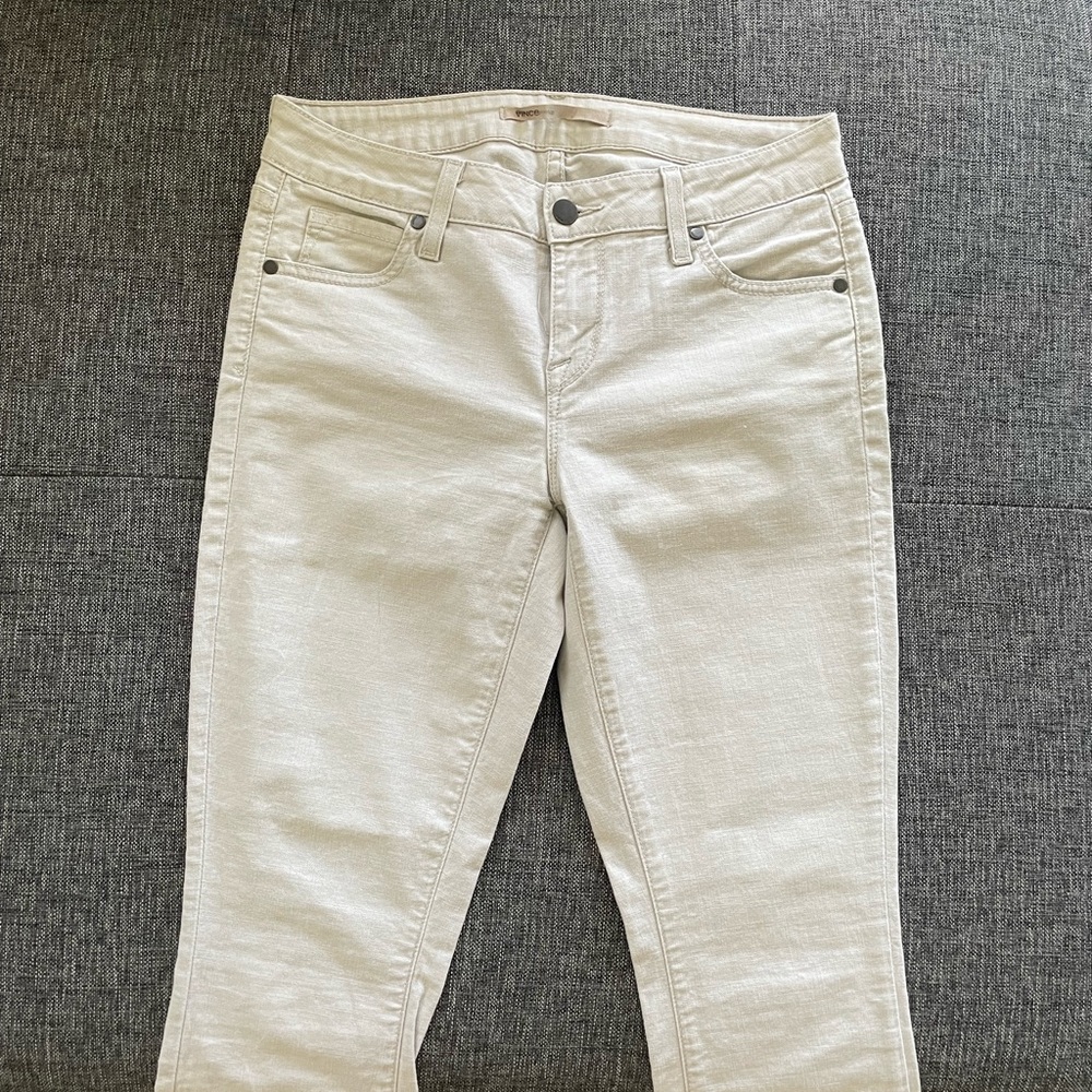 Light tan Vince Size 27 Jeans
